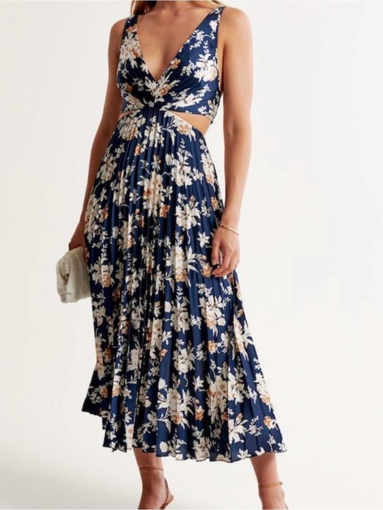 Abercrombie & Fitch Dresses & Skirts - Abercrombie and Fitch Navy Blue Floral Midi Dress- Size Small Tall